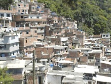 Polícia ocupa favela da Vila Kennedy e clima é tranquilo no local