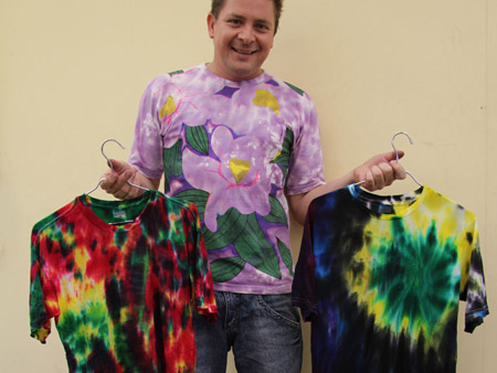 Aprenda a customizar a sua camiseta de Carnaval