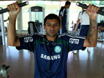 Zagueiro do Palmeiras elogia Santos, mas diz que confia em vitória