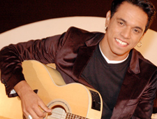 Saulo Roston grava o primeiro clipe da carreira com música Nova Paixão