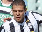 Time abre 3 a 0, mas permite empate