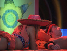 Reprodução BBB 10: Tequila e comida à vontade animam brothers na Festa Mexicana