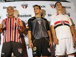 Clube lança novos uniformes para 2010
