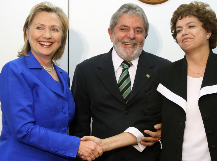 AGU vai recorrer de multas aplicadas a Lula por propaganda eleitoral antecipada