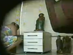 Doméstica é flagrada furtando cofre