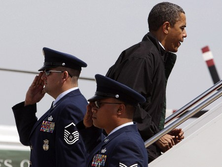 Larry Downing/2.mai.2010/Reuters